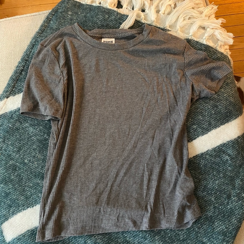Cropped Ribbed Baby Tea - Picture 2 of 2